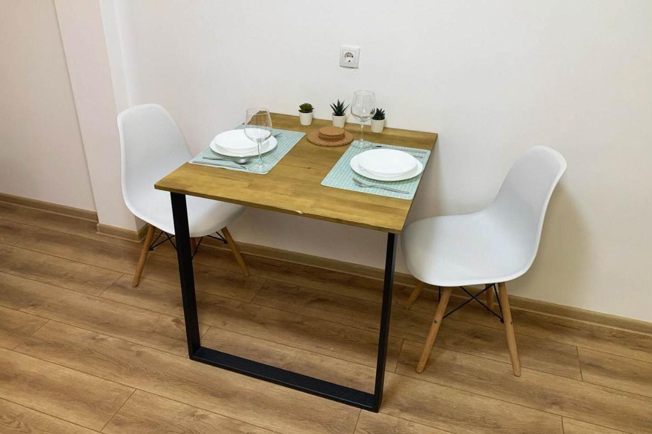 Cozy & Fully Equipped Studio In The Heart Of Downtown And Next To Kalemegdan Belgrado Esterno foto