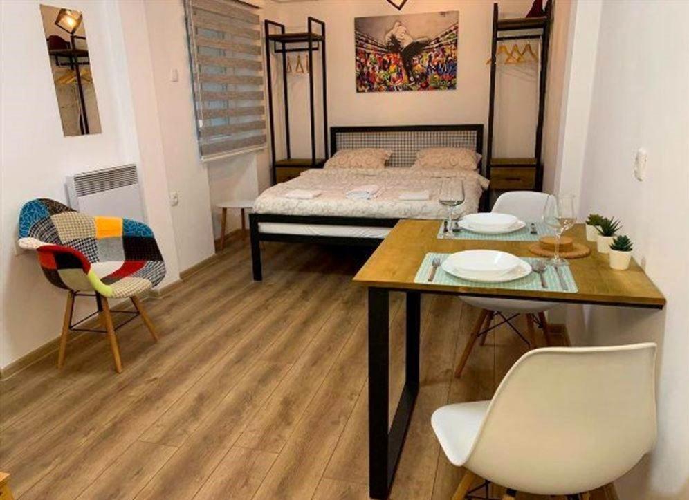 Cozy & Fully Equipped Studio In The Heart Of Downtown And Next To Kalemegdan Belgrado Esterno foto